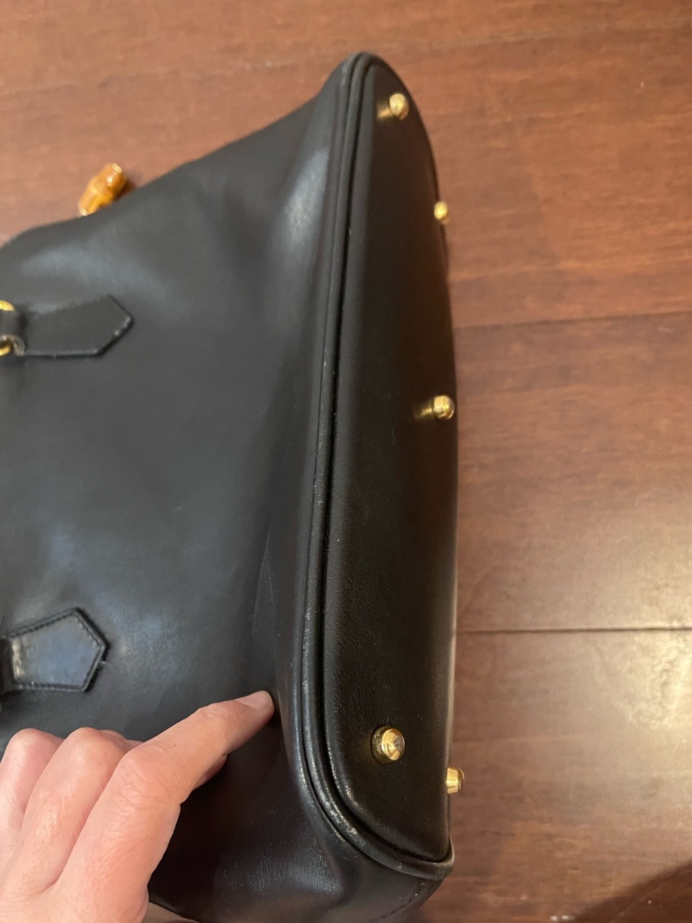 Gucci black bag with bamboo handles - Picture 8 of 16